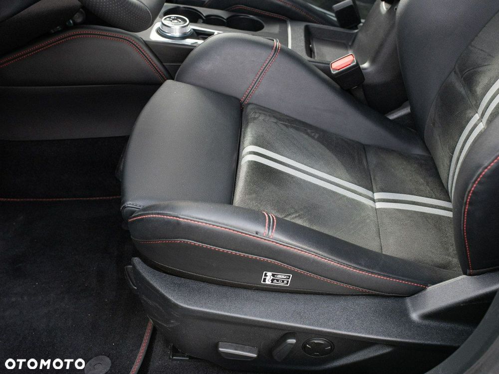 Ford Focus 2.3 EcoBoost ST - 12