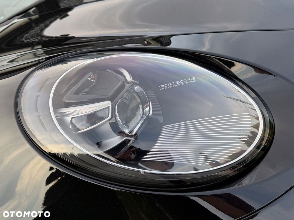 Porsche 911 Carrera 4S - 15