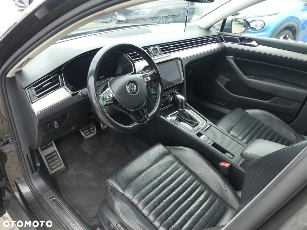 Volkswagen Passat - 7