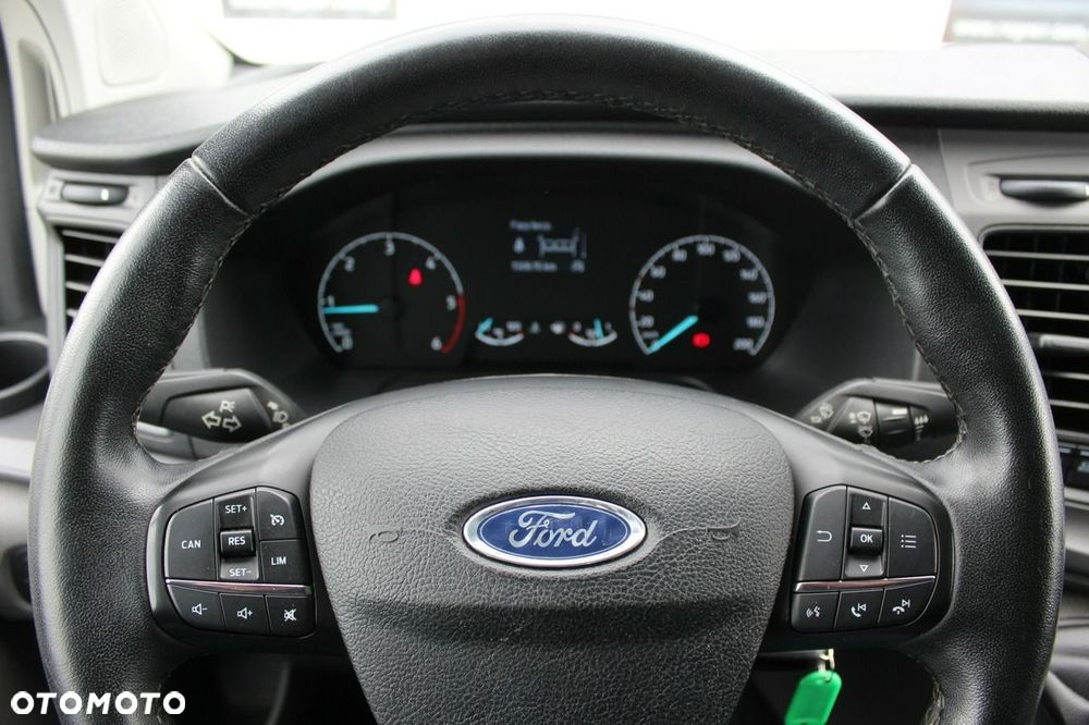 Ford Transit Custom - 16