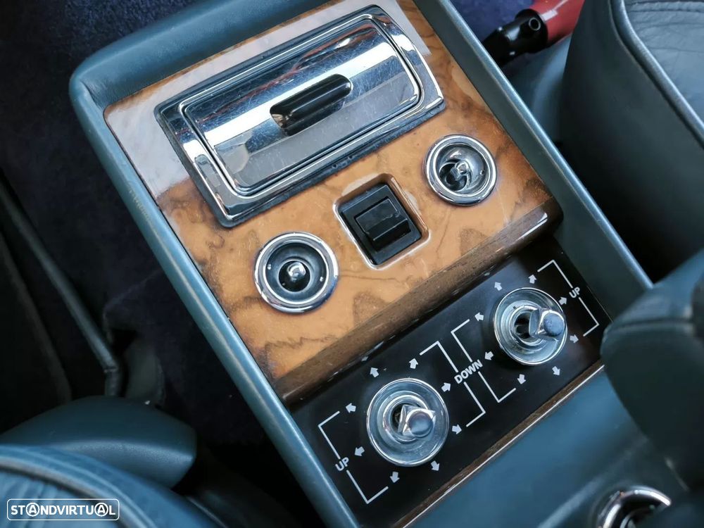 Rolls Royce Silver Spur - 38