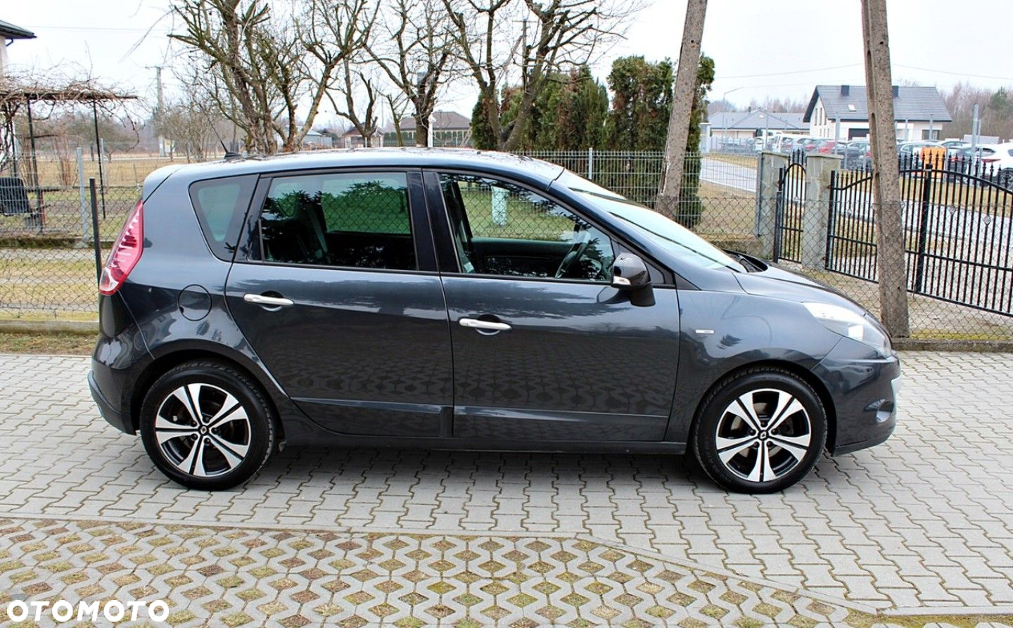Renault Scenic - 4