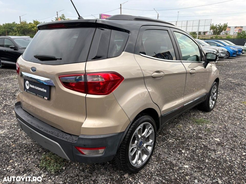 Ford EcoSport - 8
