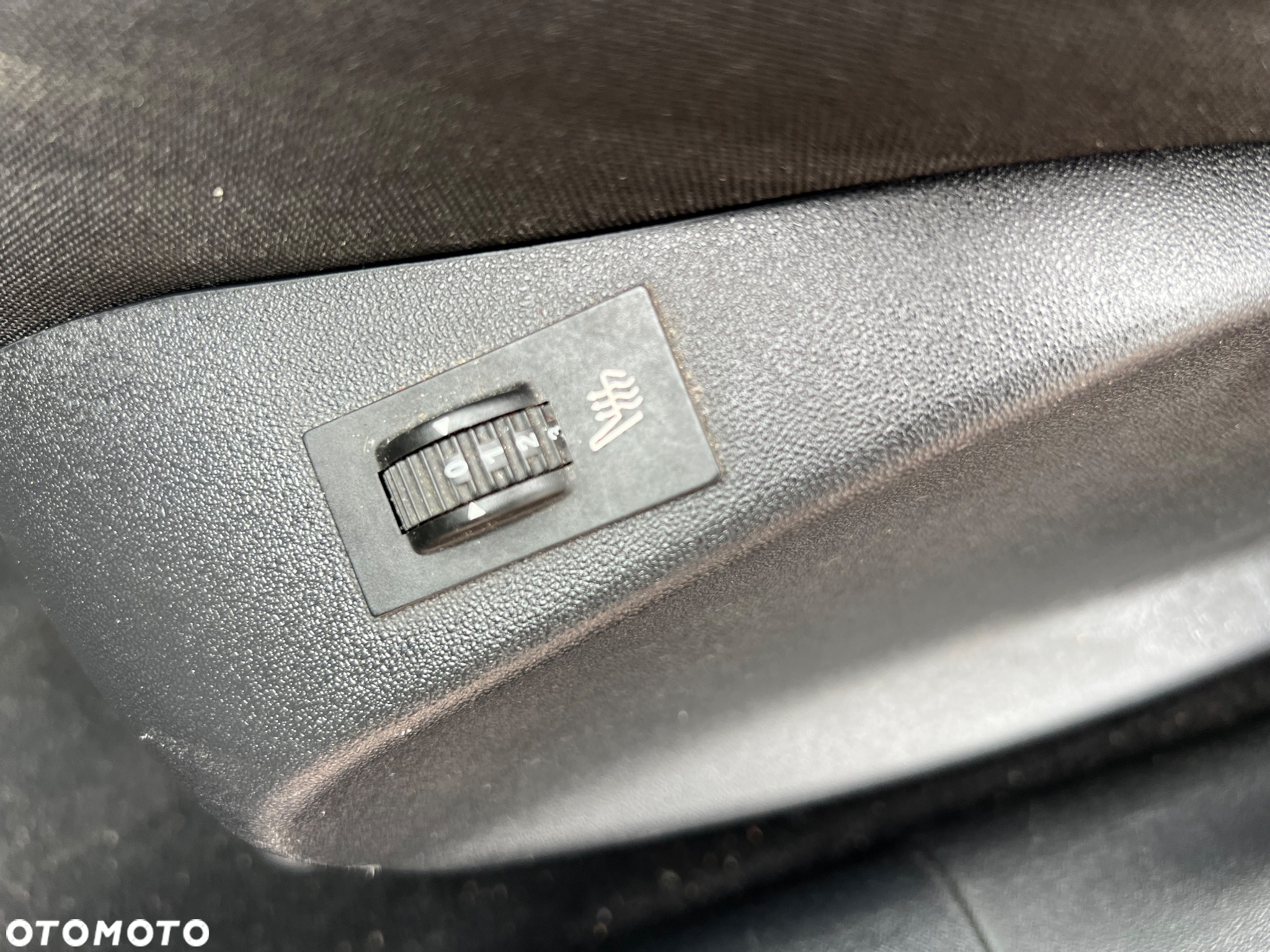 Peugeot 2008 BlueHDi FAP 120 STOP & START Allure - 18
