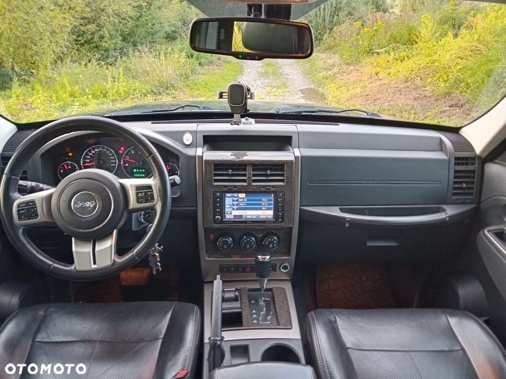 Jeep Cherokee 2.8 CRD Limited - 30