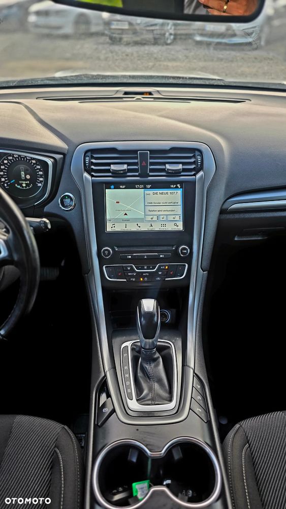Ford Mondeo - 8