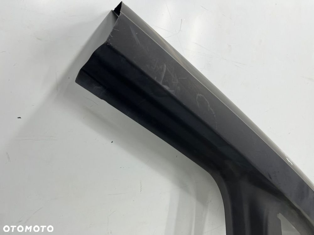 Poszycie Audi Q8 E-TRON 18r.- lewy tylny górny słupek dachu błotnika bagażnika ĆWIARTKA 4ke809837 - 3