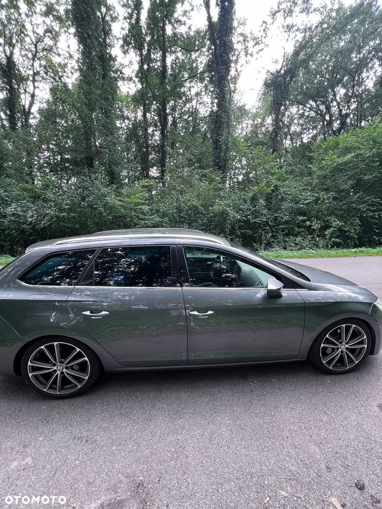 Seat Leon 2.0 TDI DPF DSG Xcellence - 4