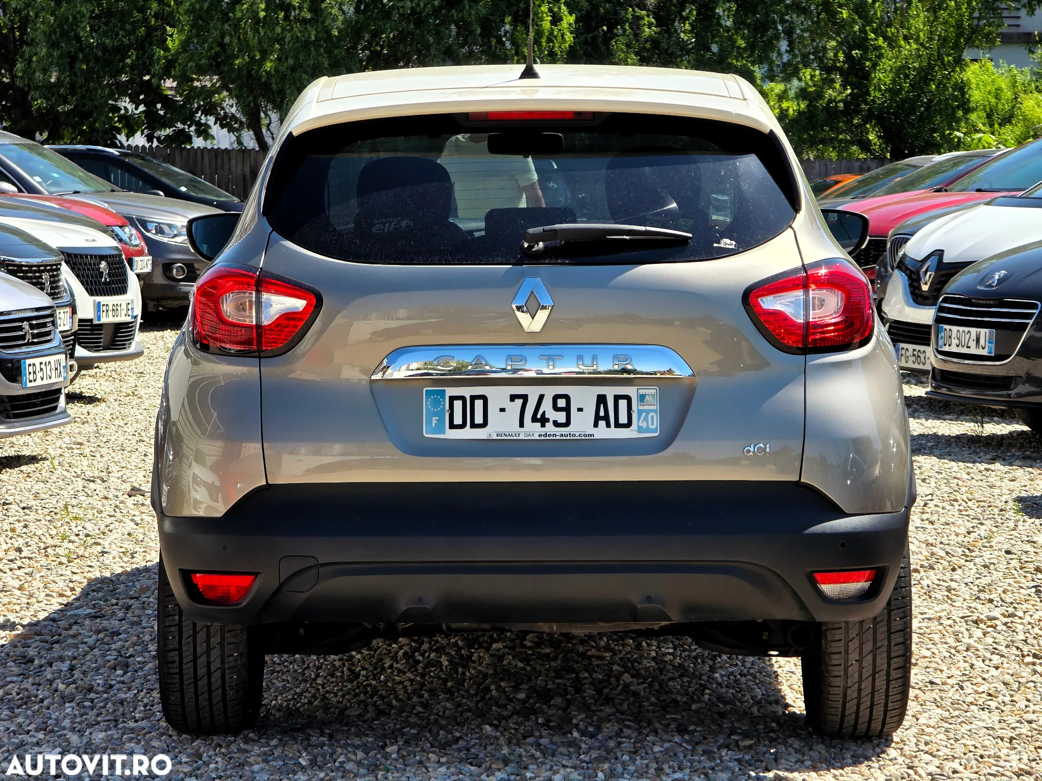 Renault Captur dCi Intens - 10