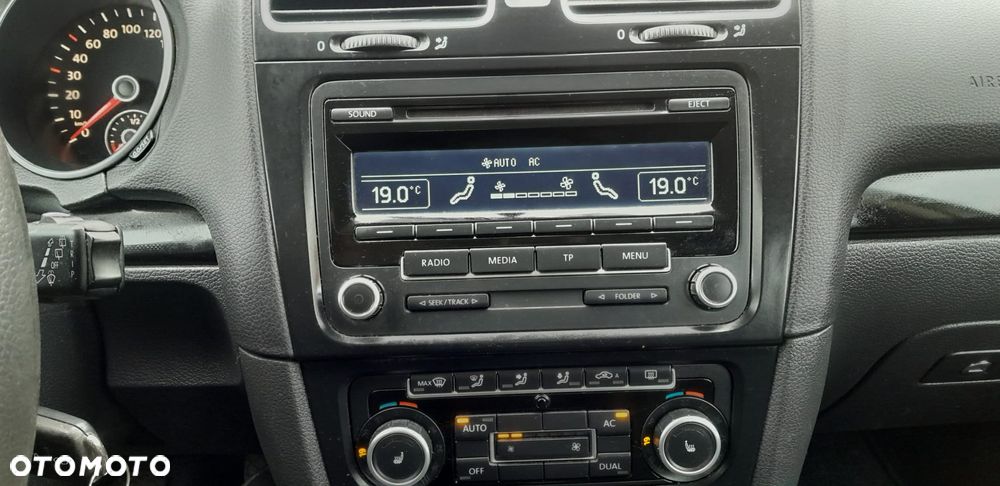 Volkswagen Golf - 19