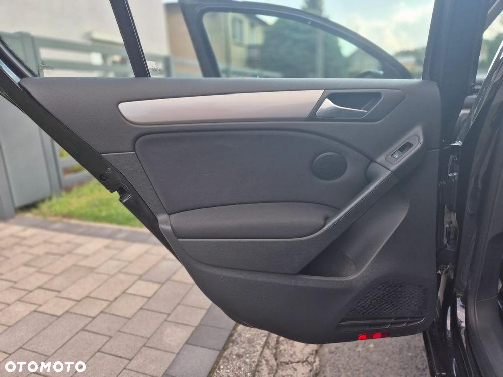 Volkswagen Golf 1.6 Trendline - 16
