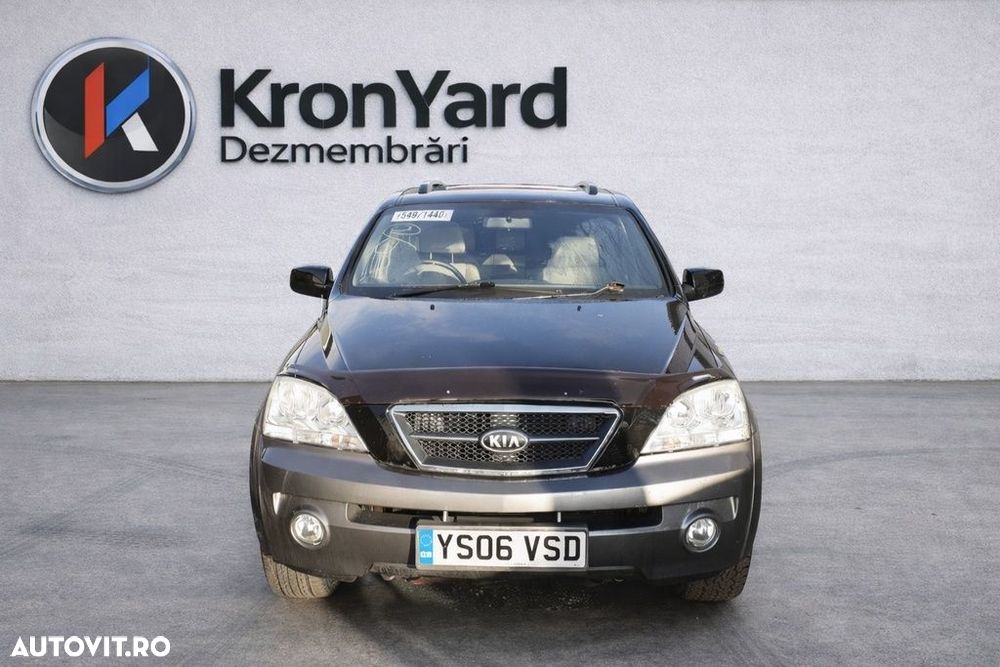 Far Dreapta Kia Sorento 2002 - 2009 SUV 4 Usi (453) Fara xenon NU ARE COD - 5