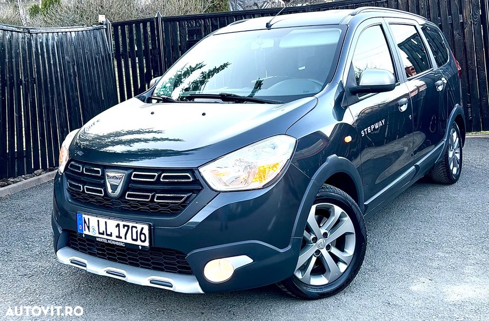 Dacia Lodgy 1.2 TCe 115 CP Stepway - 4