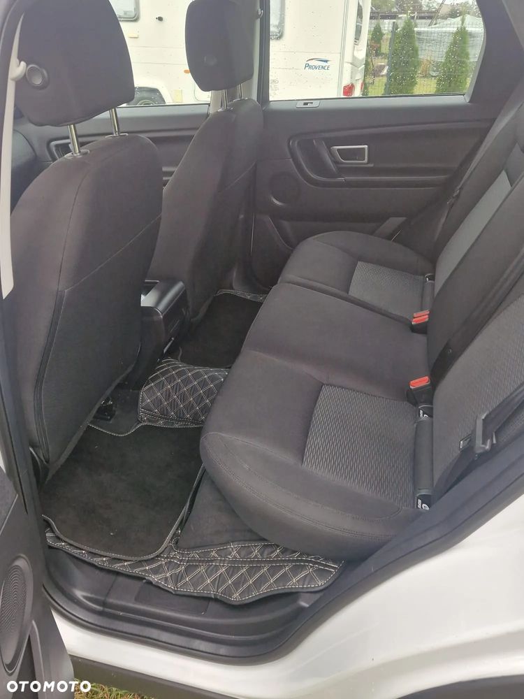 Land Rover Discovery Sport 2.0 TD4 Pure - 13
