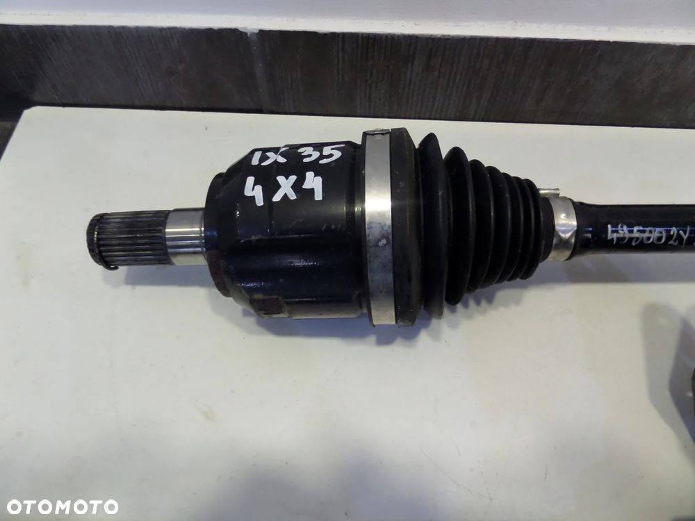 HYUNDAI IX35 2.0 GDI 4x4 LIFT PÓŁOŚ LEWA PRAWA 495002Y210 495012Y660 - 2