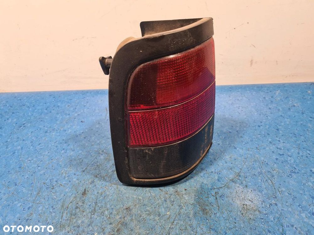 PEUGEOT 806 LAMPA TYŁ LEWA ZEWNĘTRZNA - 3