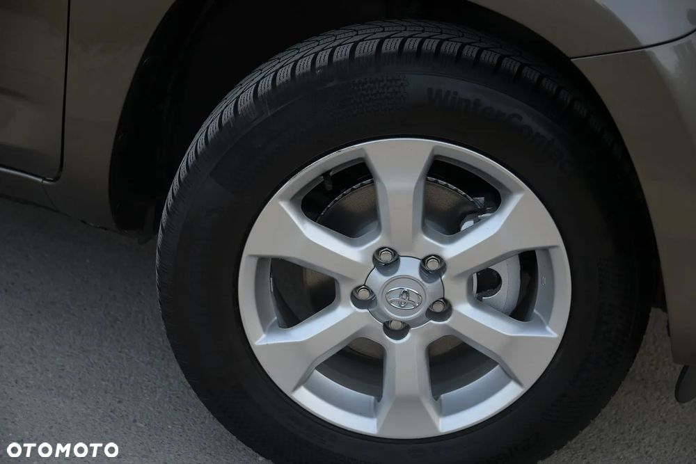 Toyota RAV4 - 15