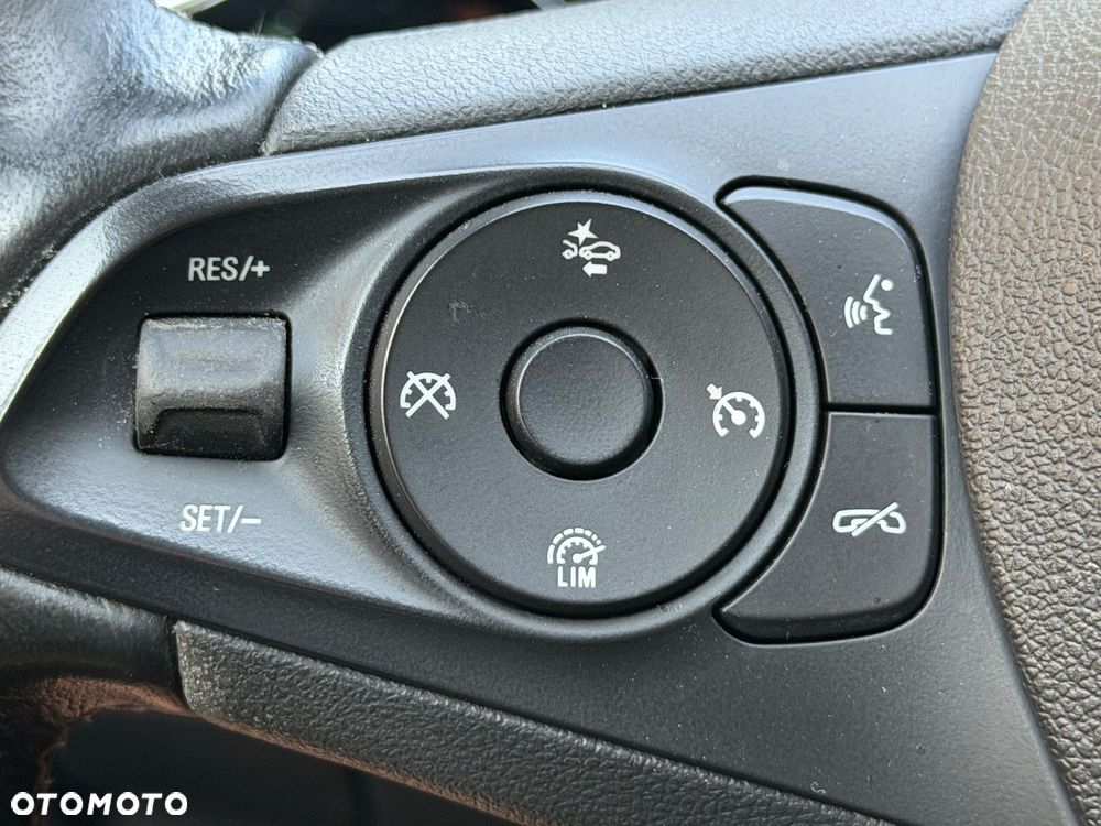 Opel Astra 1.4 Turbo Innovation - 20