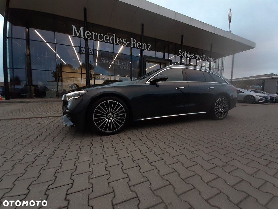 Mercedes-Benz Klasa E - 12