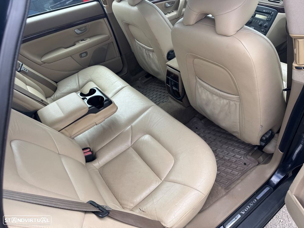Volvo S80 2.4 D5 Nivel 3 - 28
