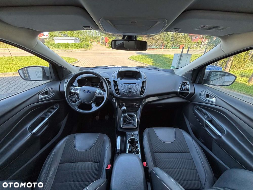 Ford Kuga 2.0 TDCi 4x4 Titanium - 10