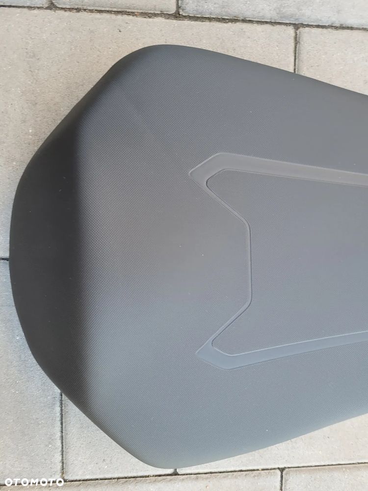 Kanapa, fotel tył, siedzenie pasażera KTM Super Duke 1290 GT - 3