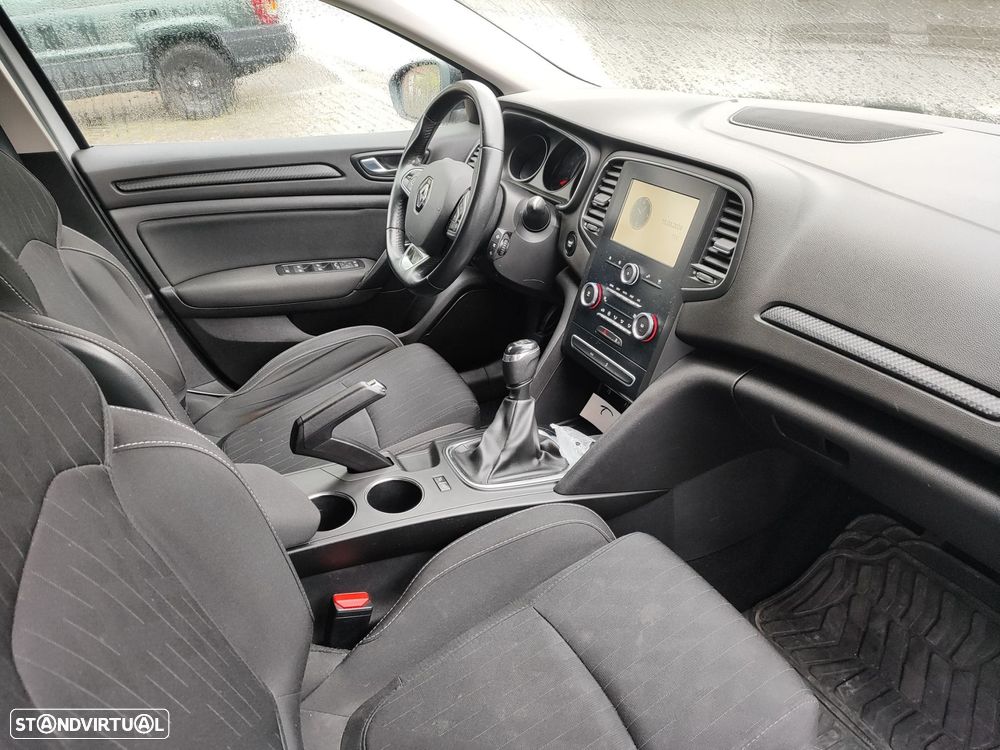 Renault Mégane 1.5 Blue dCi Limited - 12