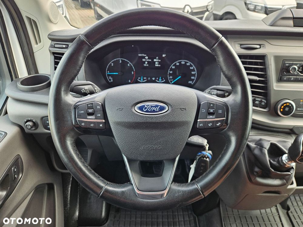 Ford Transit - 22