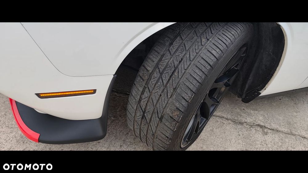 Dodge Challenger 5.7 R/T - 9