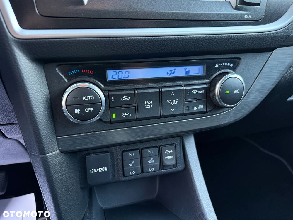 Toyota Auris 1.6 Life+ - 20