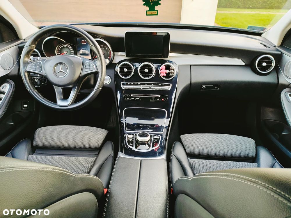 Mercedes-Benz Klasa C 180 (BlueTEC) d 7G-TRONIC - 16