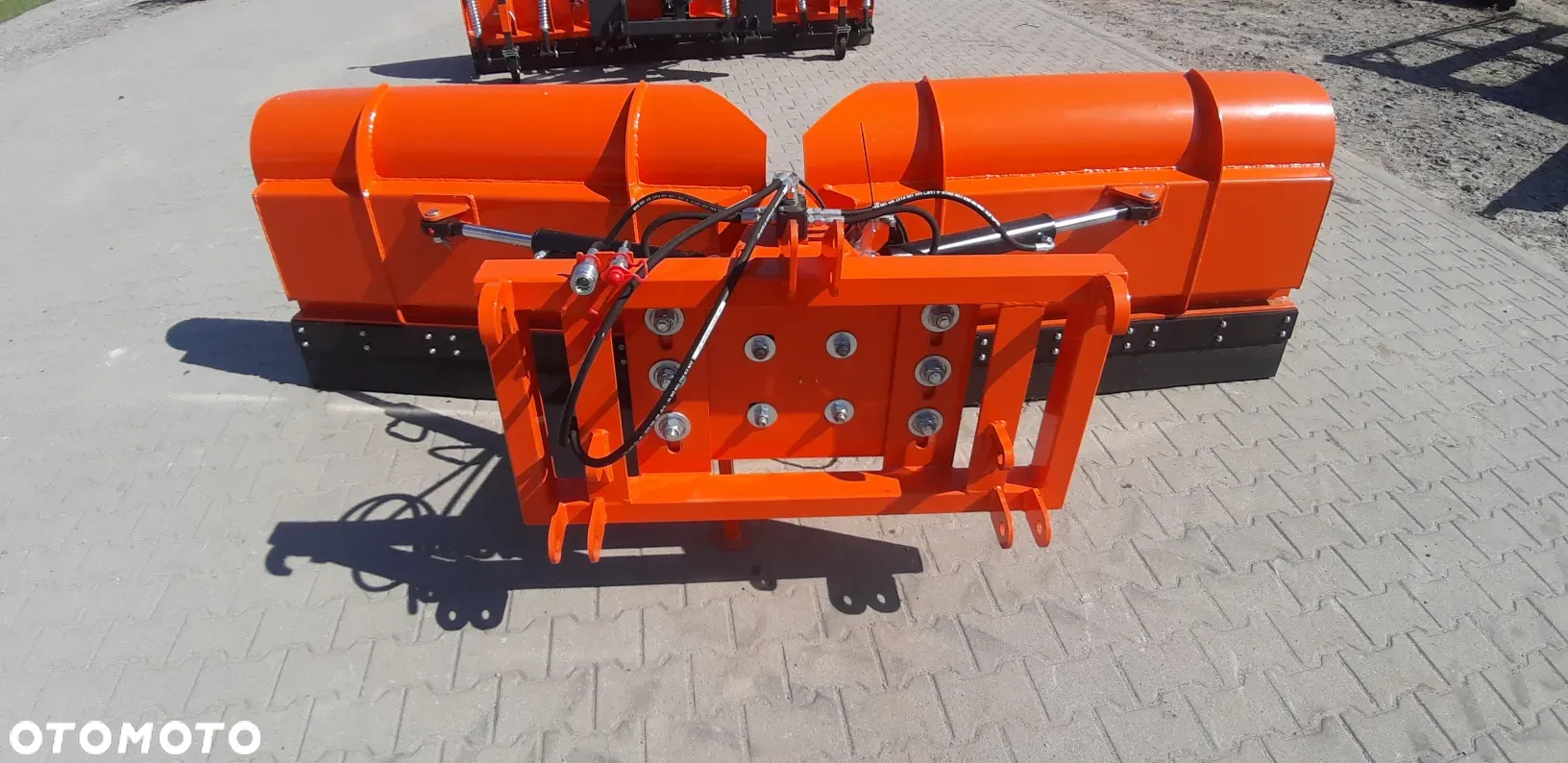 Pług do śniegu składany hydraulicznie - 12