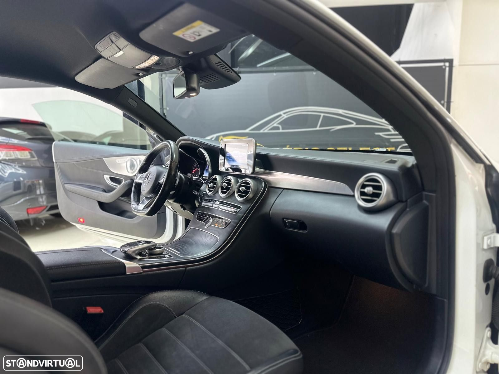 Mercedes-Benz C 250 d Coupe 9G-TRONIC AMG Line - 15