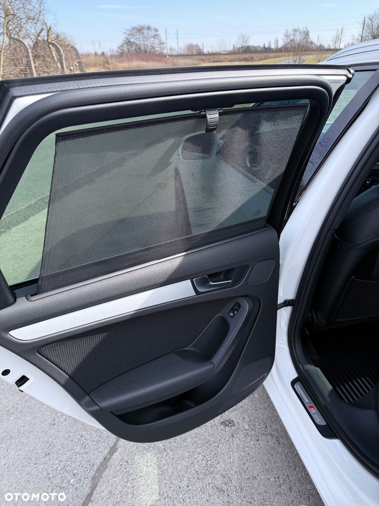 Audi A4 Avant 2.0 TDI DPF multitronic Ambiente - 13