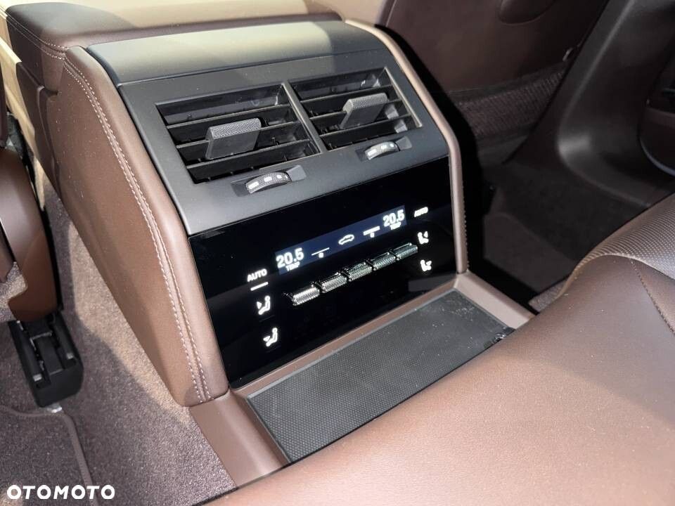 Porsche Panamera - 27
