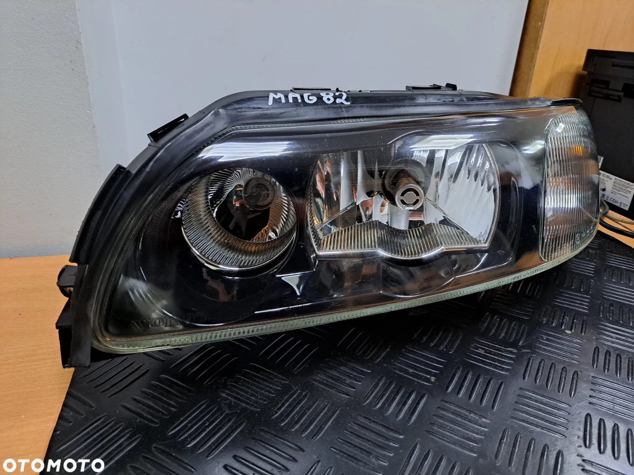 Volvo S60 V70 XC70 LAMPA PRZEDNIA XENON EUROPA PRAWA LEWA PRZEDLIFT IDEALNE - 6
