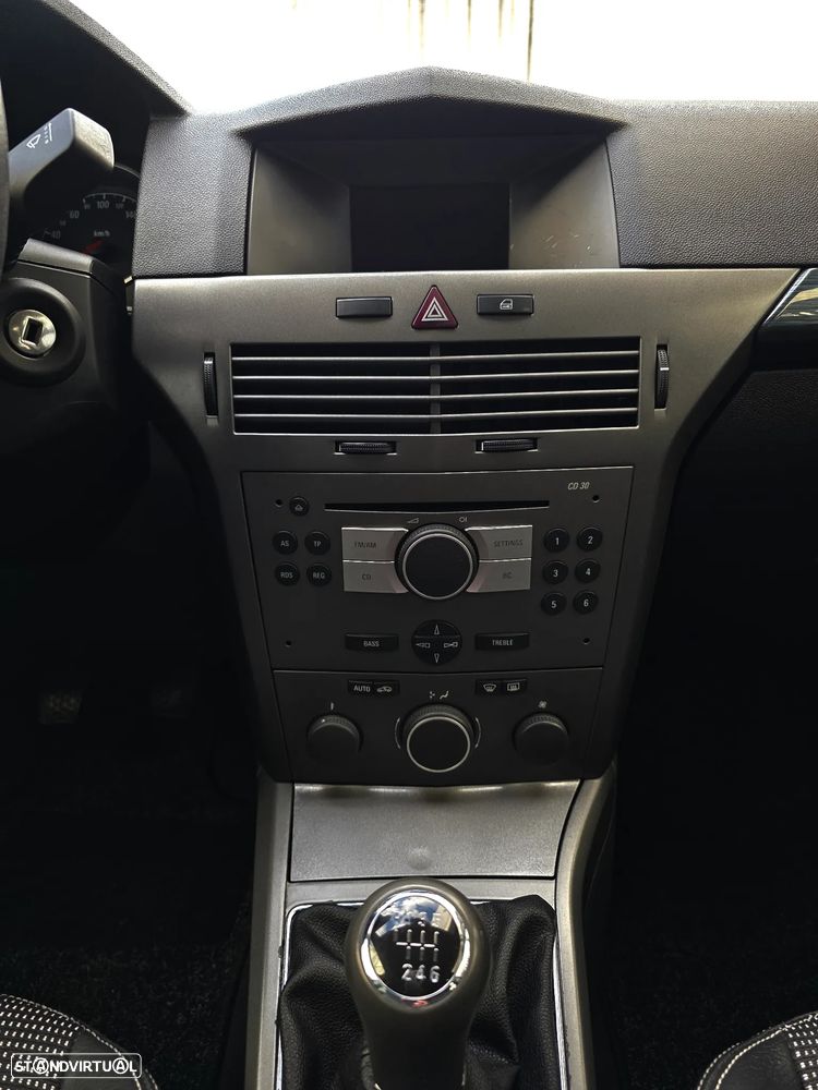 Opel Astra 1.3 CDTI Cosmo - 41