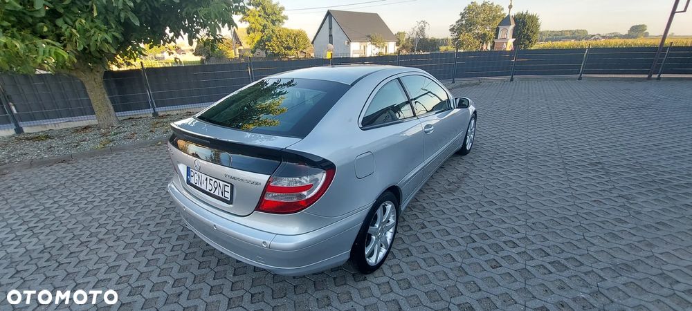 Mercedes-Benz Klasa C - 39