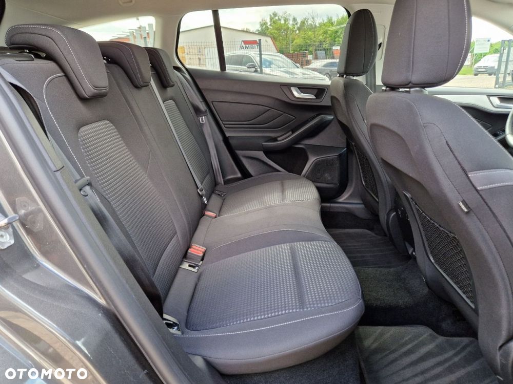 Ford Focus 1.5 EcoBlue STart-Stopp-System TITANIUM - 20
