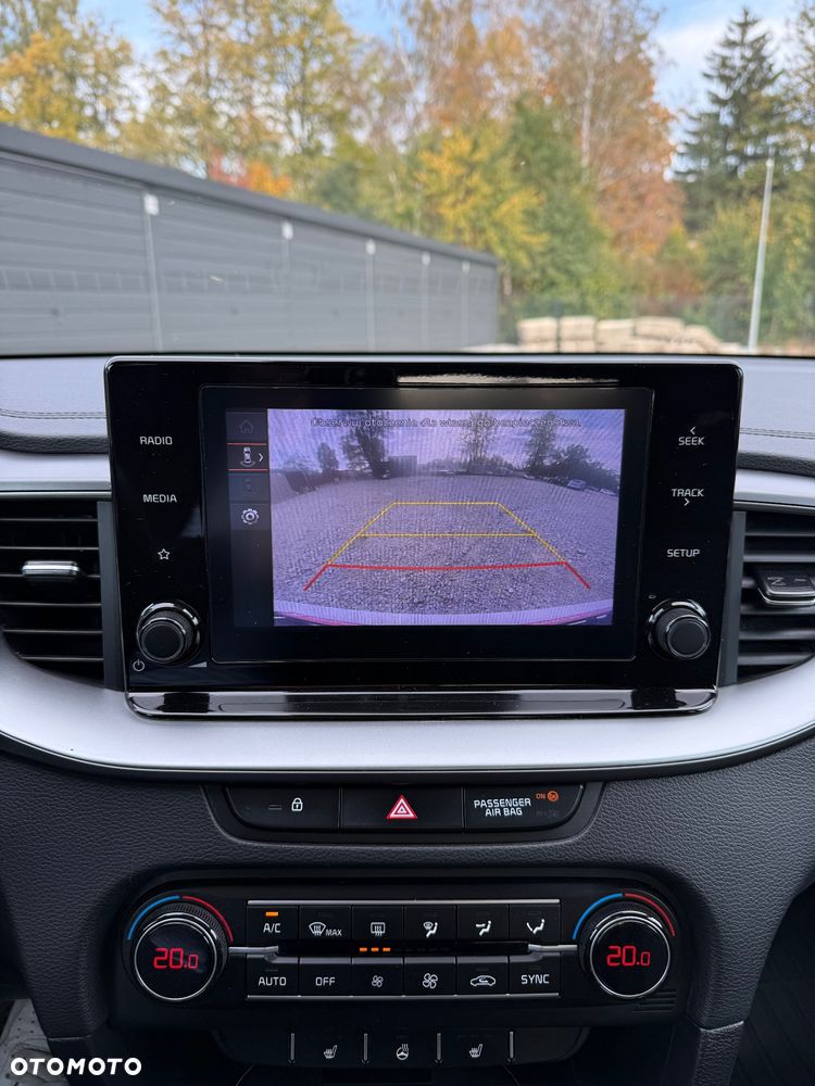 Kia Ceed 1.6 CRDi (48V Mild-Hybrid) Platinum - 30