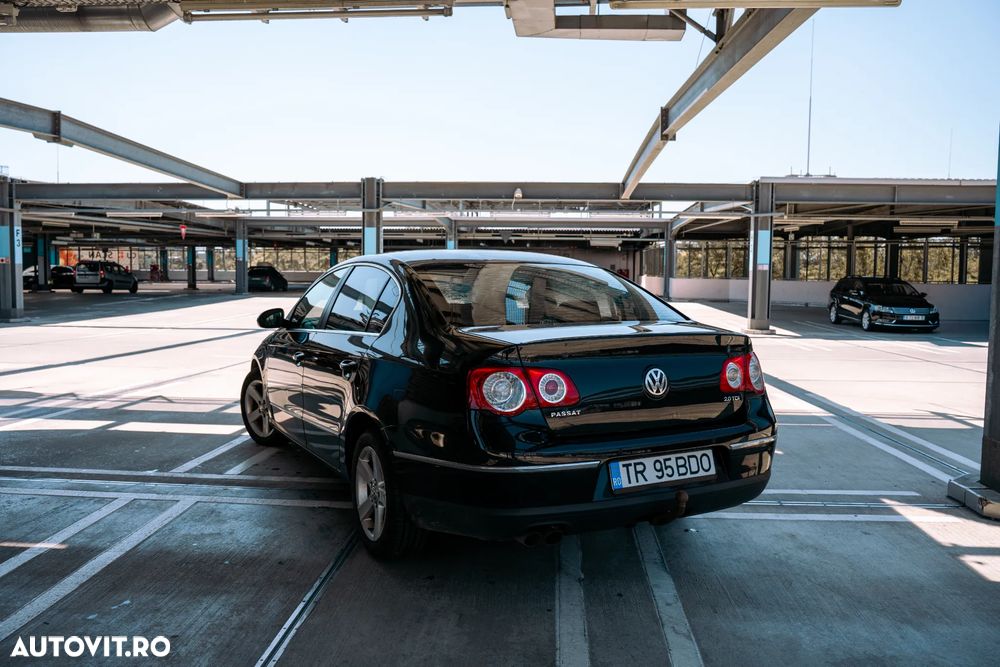 Volkswagen Passat 2.0 TDI Comfortline DPF DSG - 4