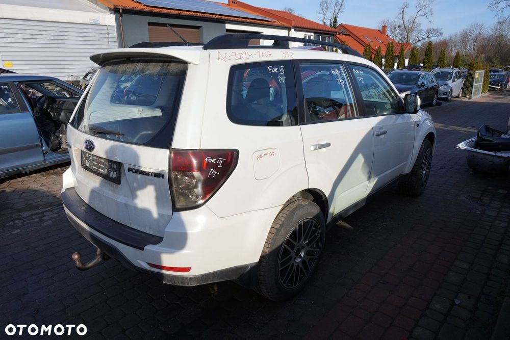 SUBARU FORESTER III SH 2010 37J 2.0 D EE20Z 145KM TY756W BIAŁY na części - 6