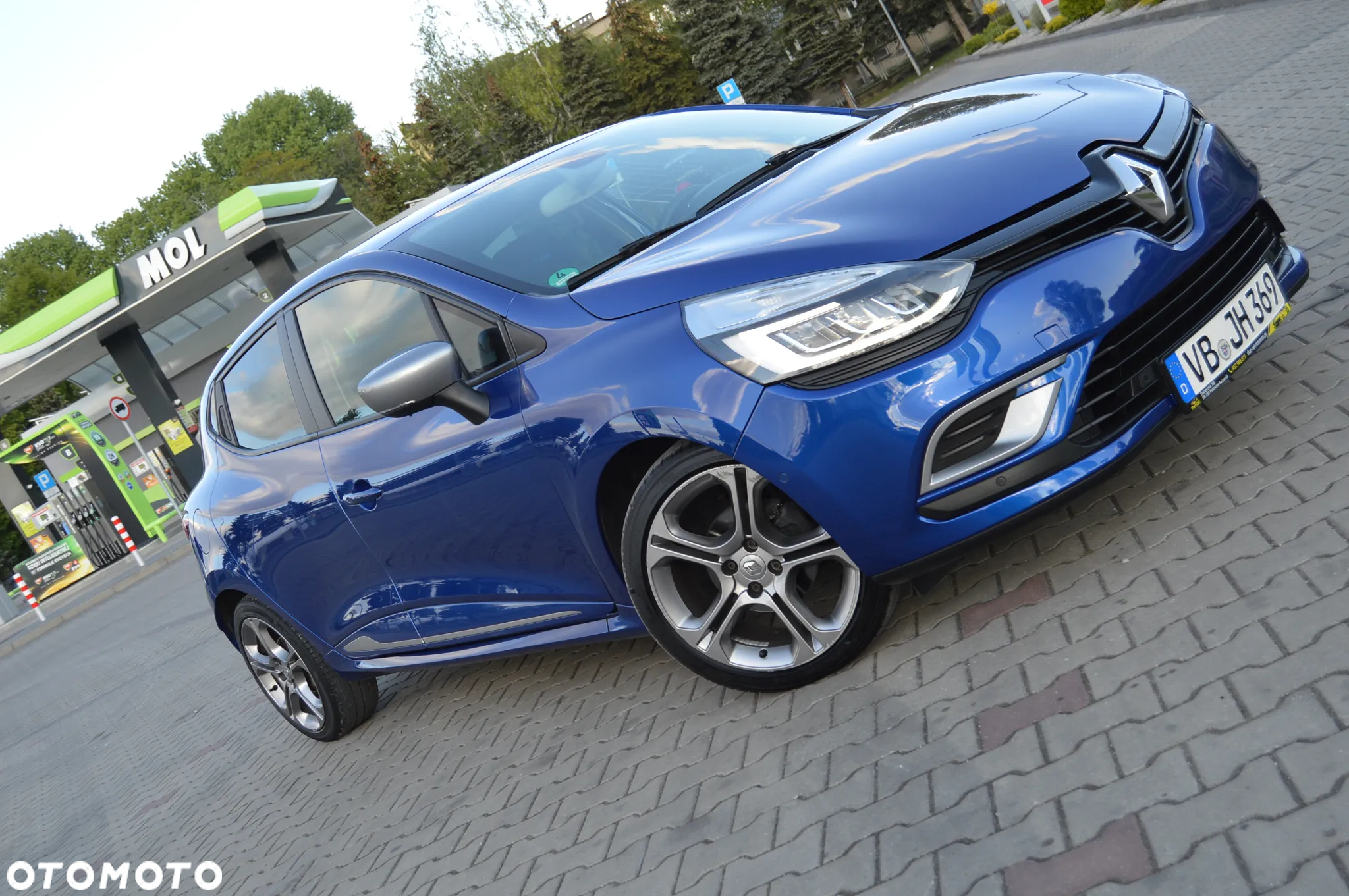 Renault Clio ENERGY TCe 120 Bose Edition - 23