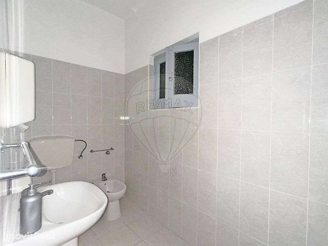 Loja  para arrendamento - Grande imagem: 4/14