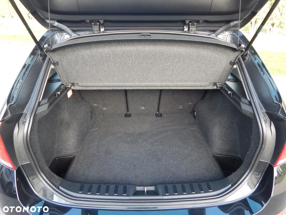 BMW X1 sDrive16d xLine - 15