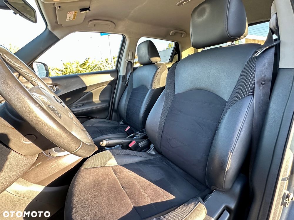 Nissan Juke 1.6 N-Connecta Xtronic - 11