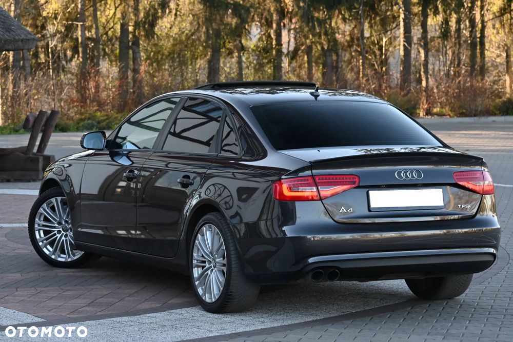 Audi A4 Limousine 1.8 TFSI S line Sportpaket - 16