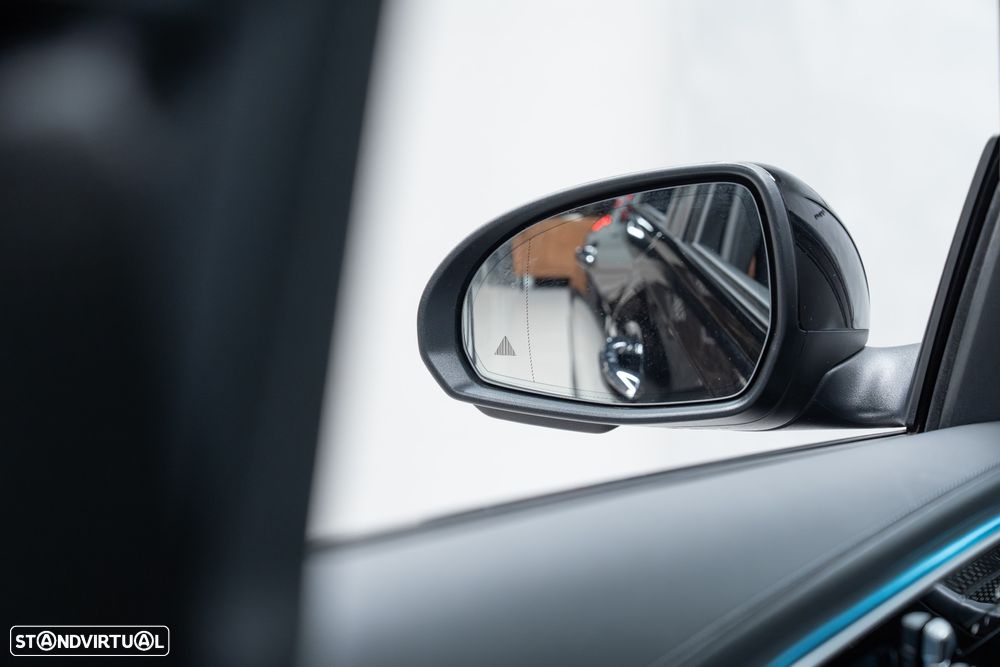 Mercedes-Benz C 300 e AMG Line - 21