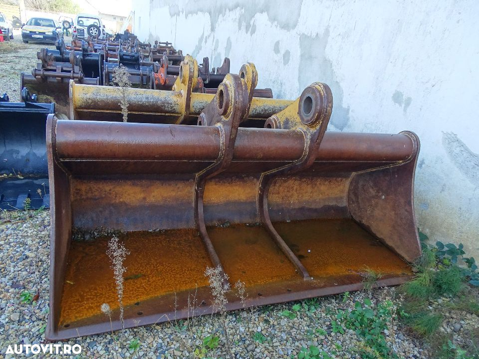Cupa taluz excavator Case de 1.60 metri - 14
