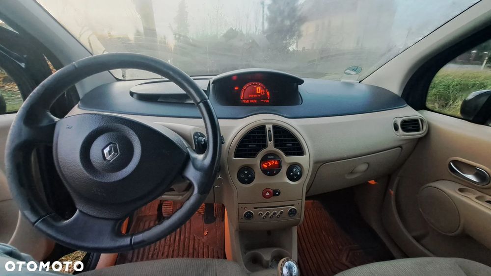 Renault Modus 1.6 16V Privilege - 4